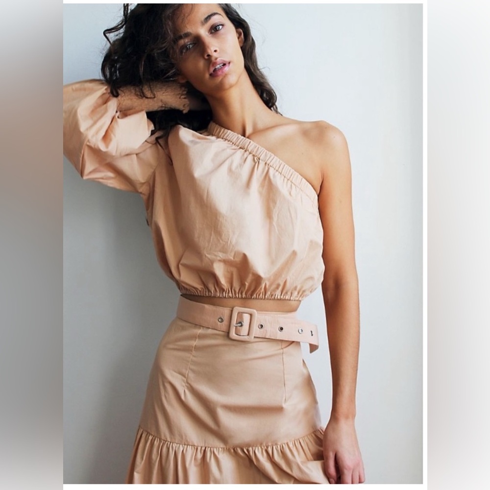 Purchased from Australia. 
GORGEOUS ONE SHOULDER TOP/MAXI TIERED SKIRT/BELT!!!